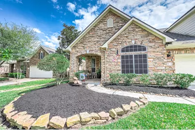 38 E Royal Mews, Conroe, TX 77384 - Photo 1