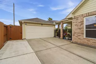 325 Watercrest Harbor Ln, League City, TX 77573 - Photo 36