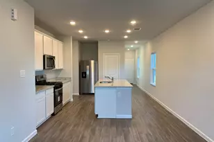 810 Brookside Dr, Dayton, TX 77535 - Photo 6