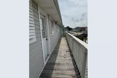 662 Warsaw Street, Galveston, TX 77563 - Photo 4