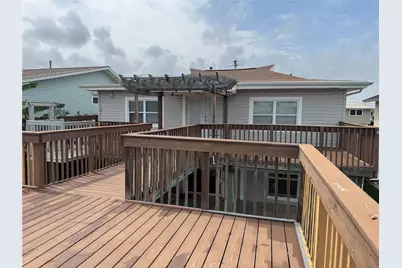 662 Warsaw Street, Galveston, TX 77563 - Photo 8