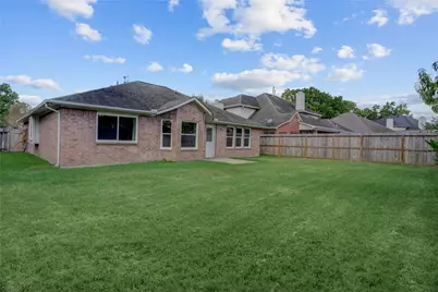 519 N Marathon Way, Stafford, TX 77477 - Photo 22