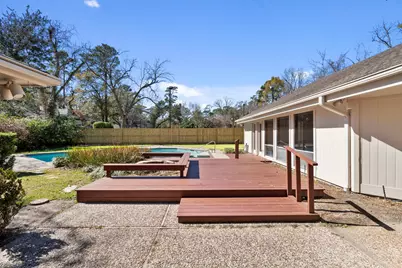 365 Piney Point Road, Houston, TX 77024 - Photo 32