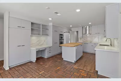 365 Piney Point Road, Houston, TX 77024 - Photo 10