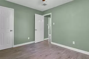 11110 Holly Hill Ln, Houston, TX 77041 - Photo 14