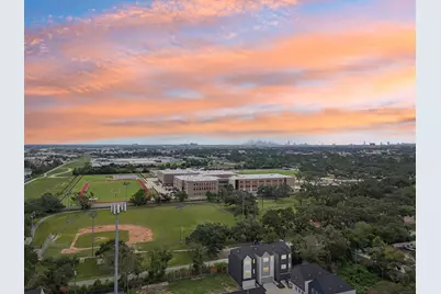 8302 Springwood Canyon Lane, Houston, TX 77055 - Photo 42