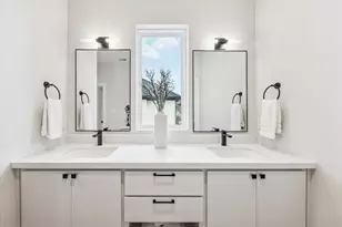 526 Janisch Rd, Houston, TX 77018 - Photo 20