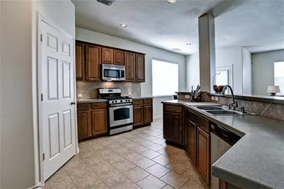 4502 Aspen Leaf Lane, Humble, TX 77396 - Photo 4
