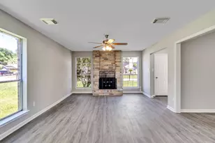 4511 Tangle Creek Ln Ln, Spring, TX 77388 - Photo 6