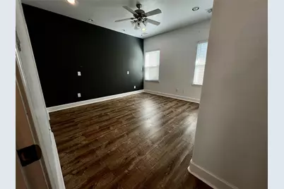 312 Mission Lane, Houston, TX 77011 - Photo 16