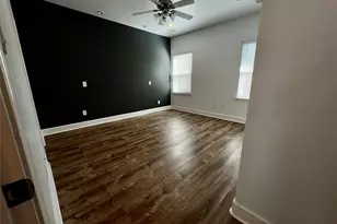 312 Mission Ln, Houston, TX 77011 - Photo 16