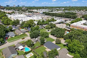 9419 Val Verde St, Houston, TX 77063 - Photo 32