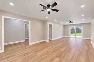 9419 Val Verde St, Houston, TX 77063 - Photo 6