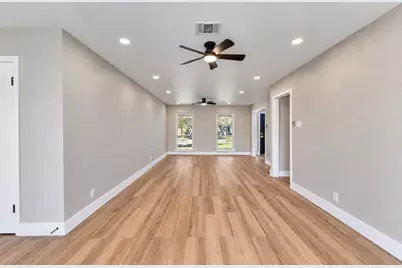 9419 Val Verde Street, Houston, TX 77063 - Photo 14