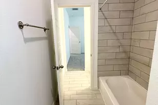 2506 Shallow Lk Ln, Iowa Colony, TX 77583 - Photo 10