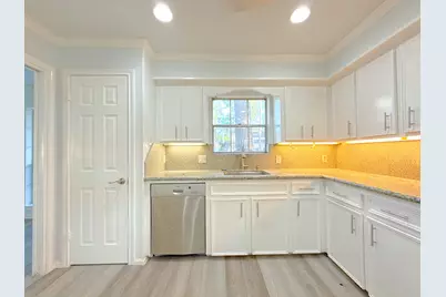 5926 Queensgate Drive, Houston, TX 77066 - Photo 14