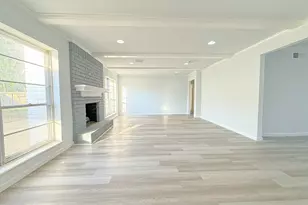 5926 Queensgate Dr, Houston, TX 77066 - Photo 10