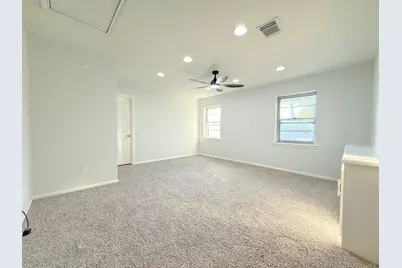 5926 Queensgate Drive, Houston, TX 77066 - Photo 34