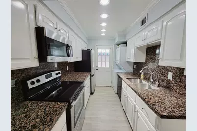 7900 Westheimer Road #255, Houston, TX 77063 - Photo 2