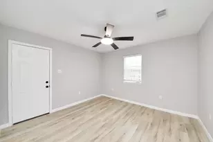 5212 Willowview Dr, Baytown, TX 77521 - Photo 20