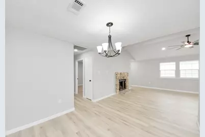 5212 Willowview Drive, Baytown, TX 77521 - Photo 10