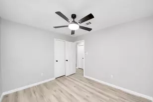 5212 Willowview Dr, Baytown, TX 77521 - Photo 16