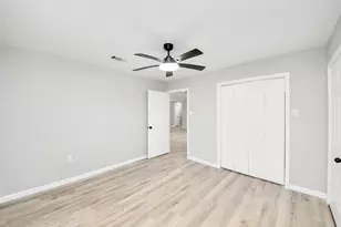 5212 Willowview Dr, Baytown, TX 77521 - Photo 22