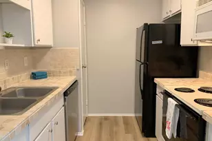 10049 Westpark Dr, Houston, TX 77042 - Photo 10