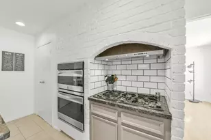 10815 Cranbrook Rd, Houston, TX 77042 - Photo 8