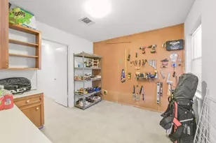 10815 Cranbrook Rd, Houston, TX 77042 - Photo 20