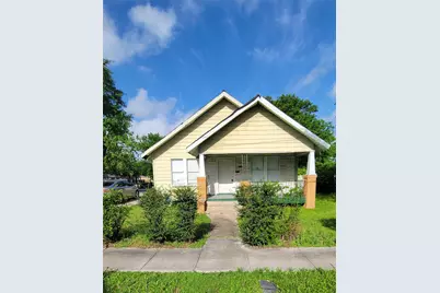 2703 Cochran, Houston, TX 77009 - Photo 1