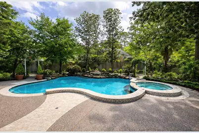 94 E Fairbranch Circle, The Woodlands, TX 77382 - Photo 1