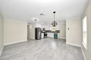 7066 Villa St, Houston, TX 77061 - Photo 4
