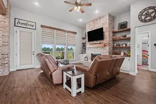 184 Randi Rd, Bellville, TX 77418 - Photo 8