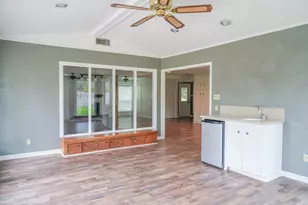 115 Neal Rd, Wharton, TX 77488 - Photo 10