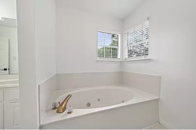 2431 Parkwood Lane Lane, Sugar Land, TX 77479 - Photo 24