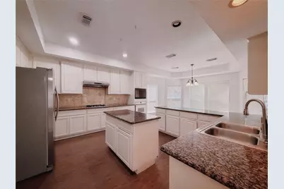 3110 Waters View Drive, Sugar Land, TX 77478 - Photo 10