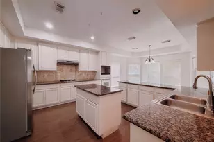 3110 Waters View Dr, Sugar Land, TX 77478 - Photo 10