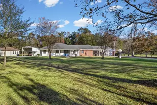 8592 Creek Rd, Orange, TX 77630 - Photo 4