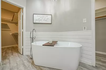 3223 Pleasant Cove Court, Houston, TX 77059 - Photo 18