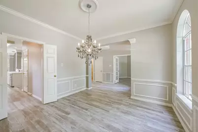 3223 Pleasant Cove Court, Houston, TX 77059 - Photo 4