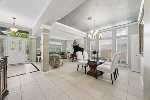 13902 Mill Garden Ct, Houston, TX 77059 - Photo 10