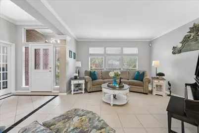13902 Mill Garden Court, Houston, TX 77059 - Photo 6