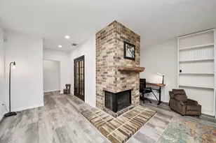 4005 Spring Meadow Dr, Pearland, TX 77584 - Photo 8