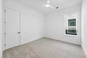 1421 E 36th St, Houston, TX 77022 - Photo 18