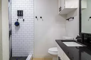 2106 Guinevere St, Arlington, TX 76014 - Photo 12