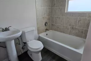 3614 Tuam St, Houston, TX 77004 - Photo 6
