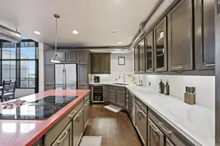 1005 S Shepherd Dr, Houston, TX 77019 - Photo 24