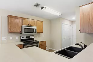13669 Running Bear Dr, Willis, TX 77378 - Photo 18