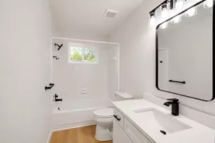 12703 Redfern Dr, Houston, TX 77048 - Photo 22